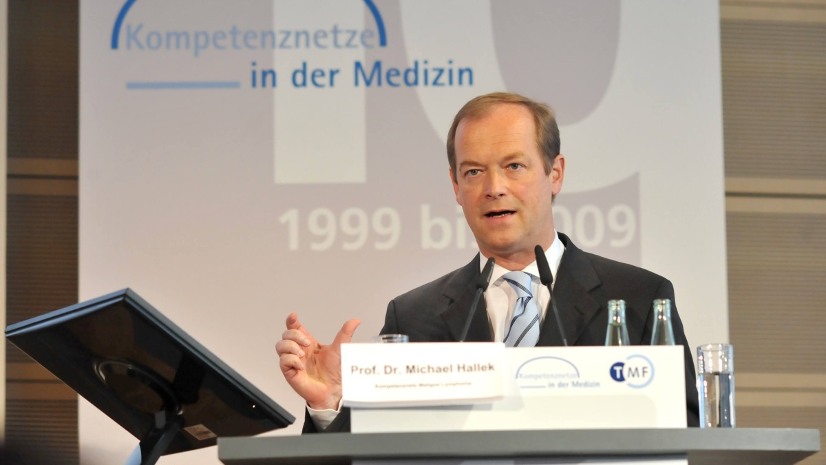 Prof. Dr. Michael Hallek Prof. Dr. Michael Hallek