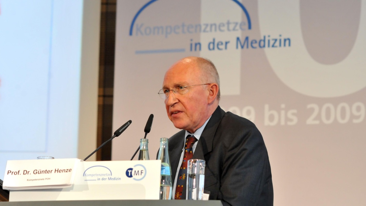 Prof. Dr. Günter Henze Prof. Dr. Günter Henze