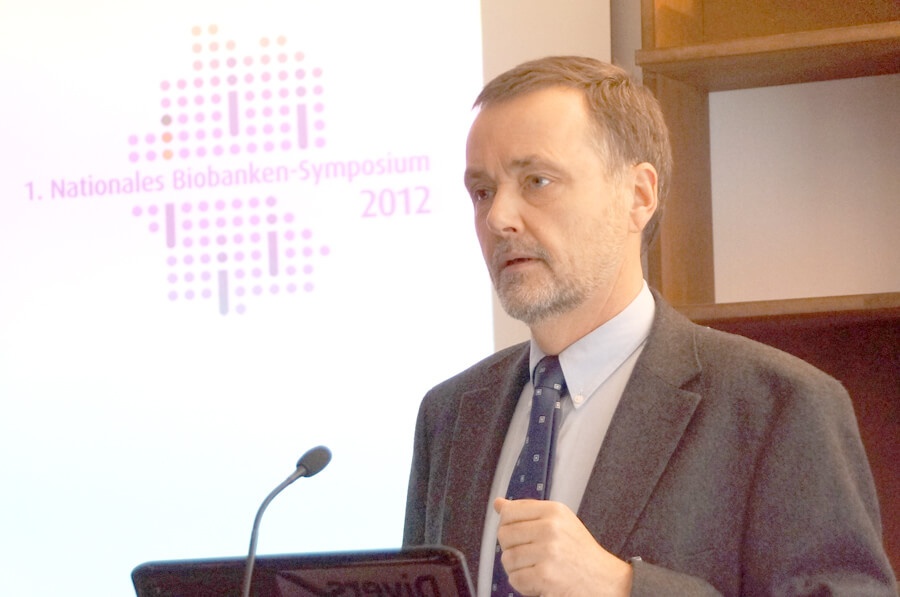 Prof. Dr. Michael Krawczak beim Biobanken-Symposium 2012
