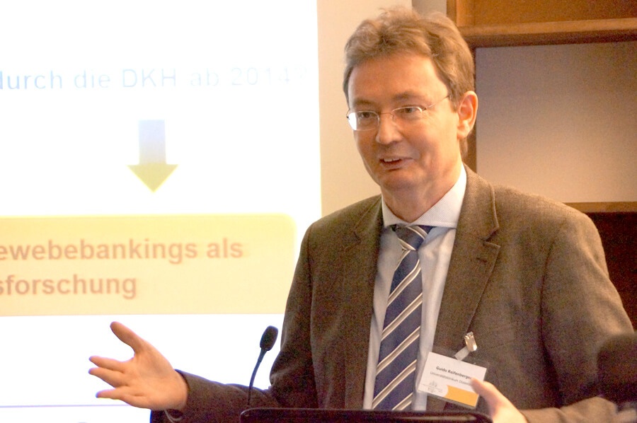 Prof. Dr. Guido Reifenberger beim Biobanken-Symposium 2012