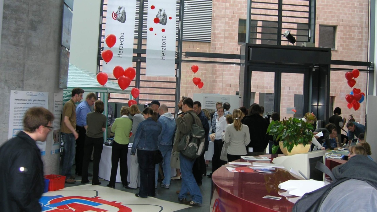 Besucherschlangen Besucherschlangen