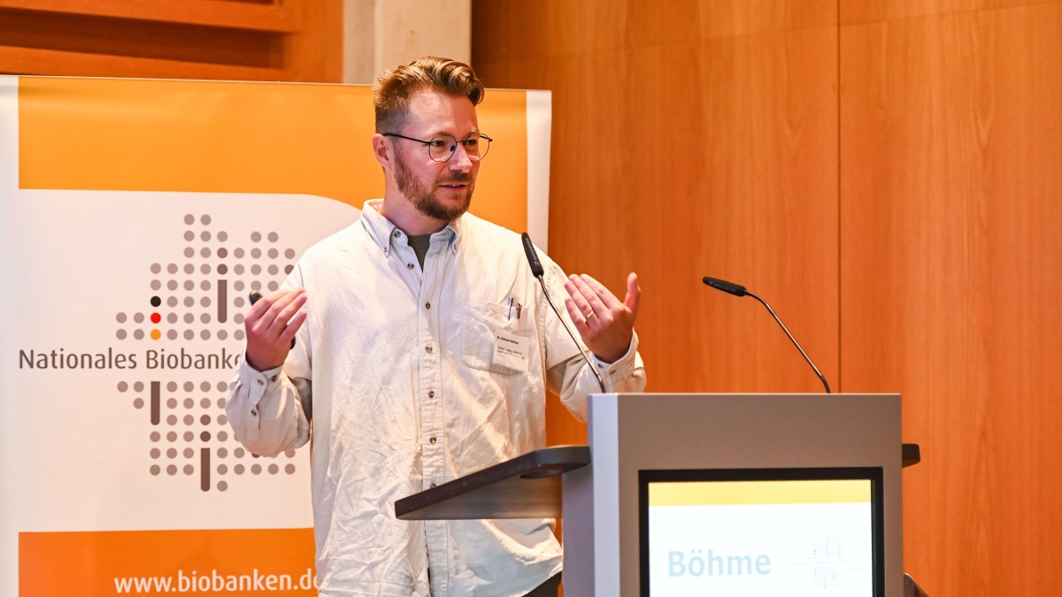 Dr. Richard Böhme Dr. Richard Böhme auf dem Biobanken-Symposium 2025.