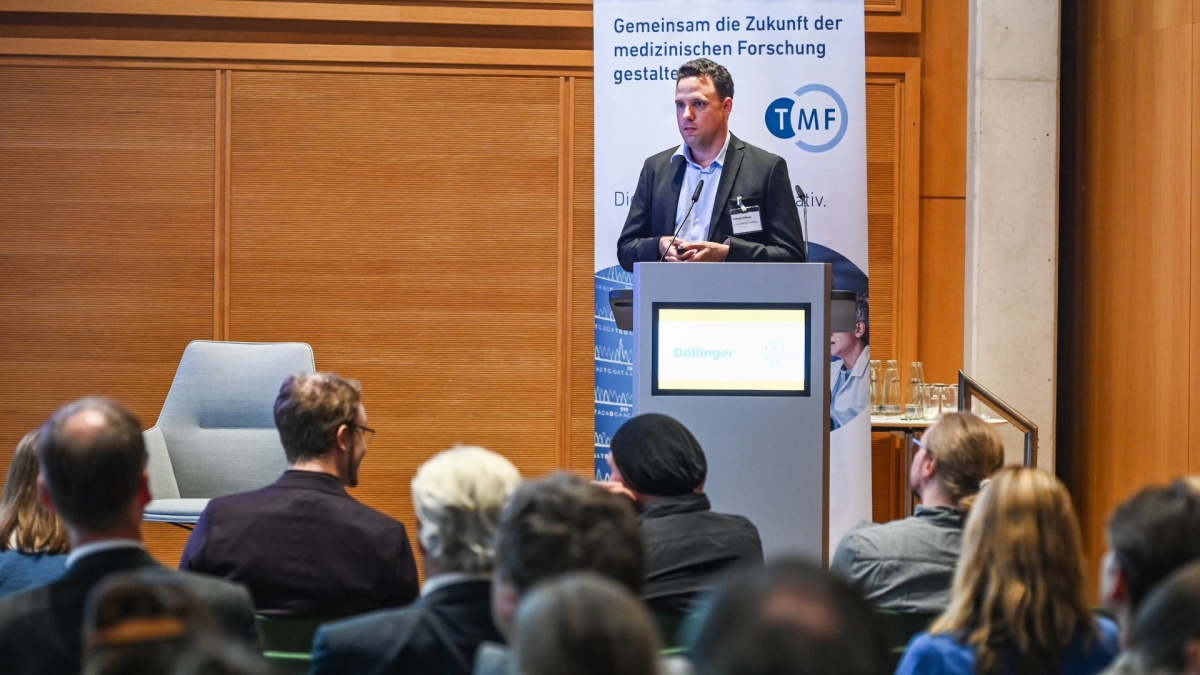 Christoph Döllinger Christoph Döllinger auf dem Biobanken-Symposium 2025.