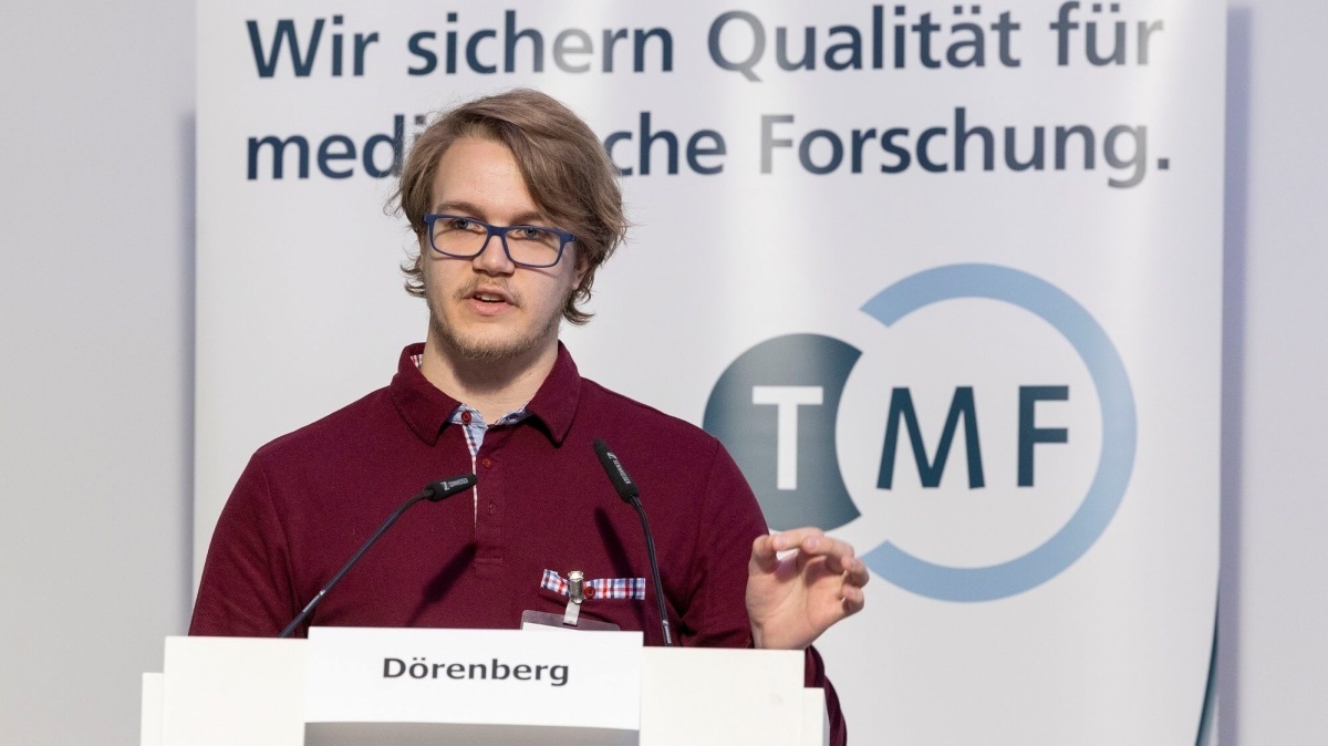 Julian Dörenberg Julian Dörenberg auf dem Biobanken-Symposium 2023