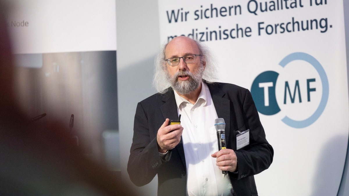 PD Dr. Jörg Geiger PD Dr. Jörg Geiger auf dem Biobanken-Symposium 2023