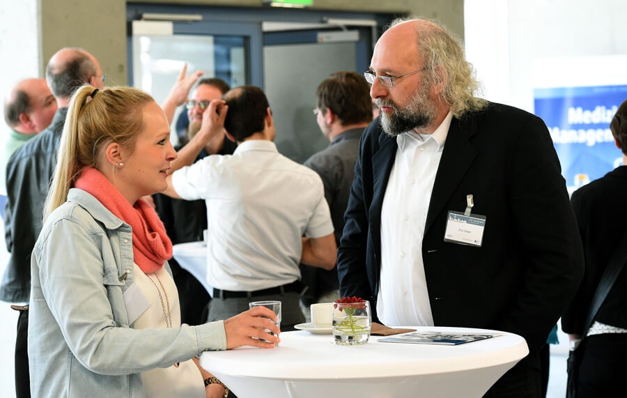 Gespräch drinnen TMF Jahreskongress 2014 Gespräch drinnen TMF Jahreskongress 2014