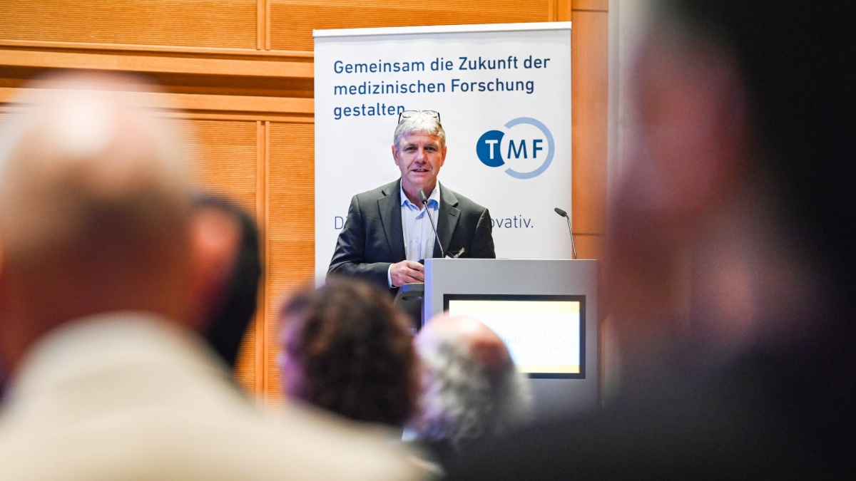 Prof. Dr. Thomas Bernd Hildebrandt Prof. Dr. Thomas Bernd Hildebrandt auf dem Biobanken-Symposium 2025.