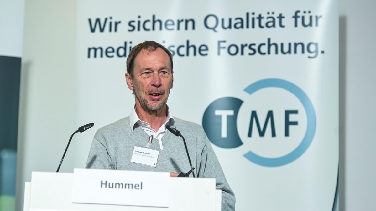 Prof. Dr. Michael Hummel Prof. Dr. Michael Hummel auf dem Biobanken-Symposium 2023