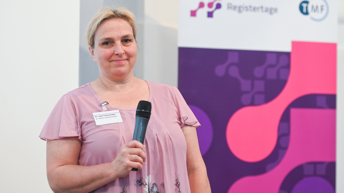Dr. Tanja Kostuj Dr. Tanja Kostuj auf den Registertagen 2024