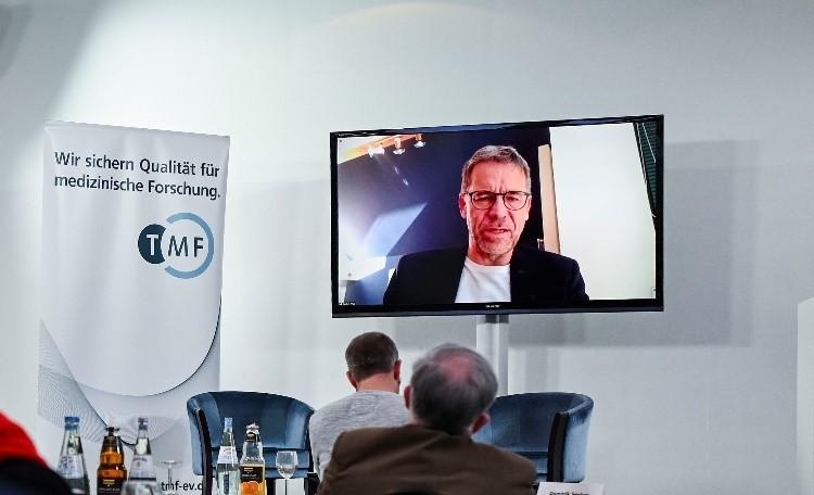 Kruip genomDE Auftaktworkshop 2021 Kruip genomDE Auftaktworkshop 2021