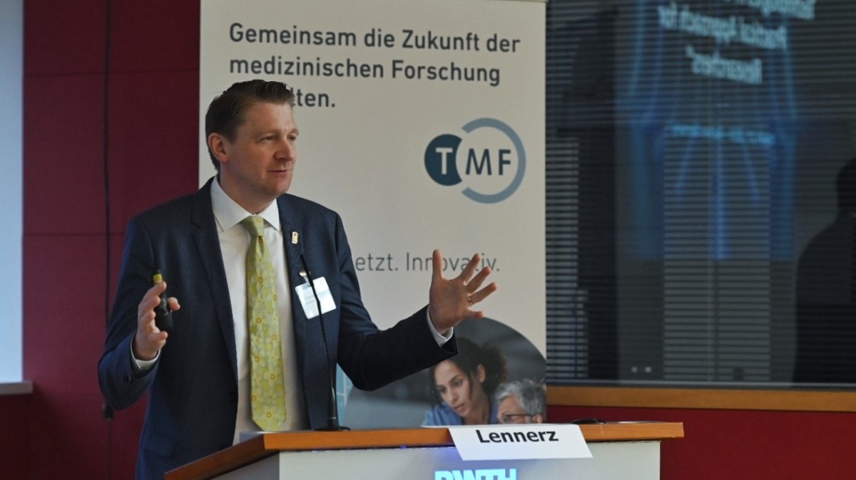 Prof. Dr. Jochen Lennerz