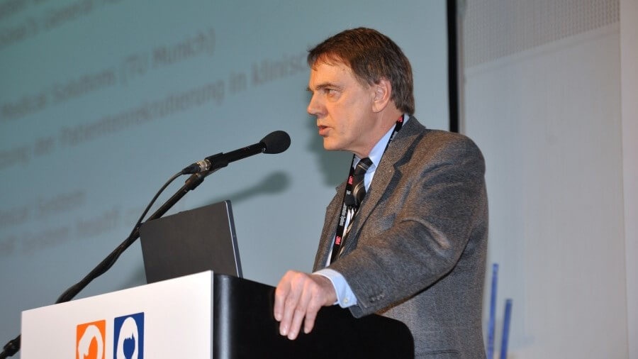 Dr. Christian Ohmann Dr. Christian Ohmann