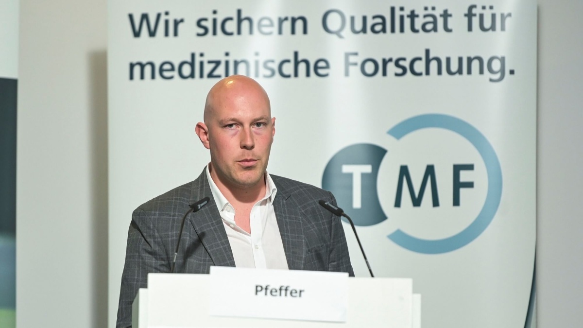 Tilmann Pfeffer Tilmann Pfeffer auf dem Biobanken-Symposium 2023