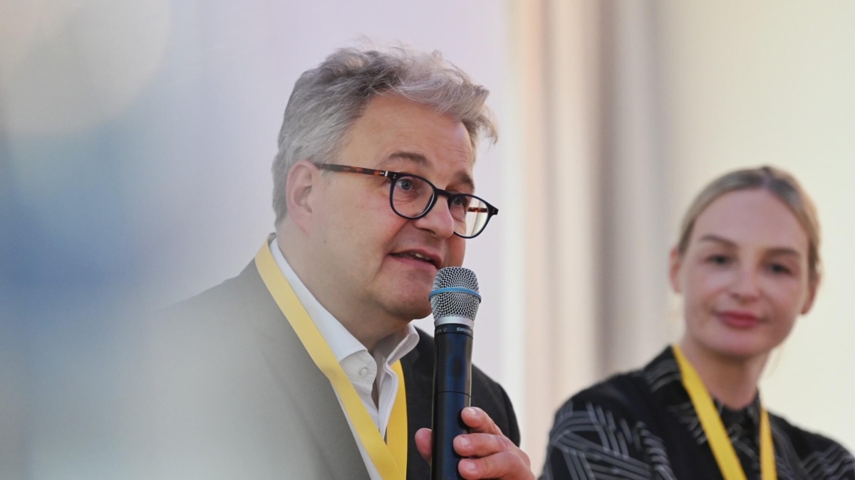 Sebastian C. Semler Sebastian C. Semler auf dem genomDE-Symposium 2025