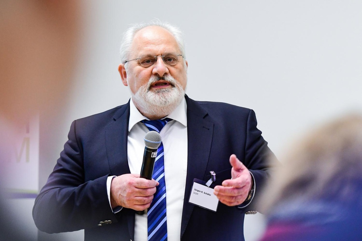 Prof. Dr. Jürgen R. Schäfer, Zentrum für unerkannte und seltene Erkrankungen