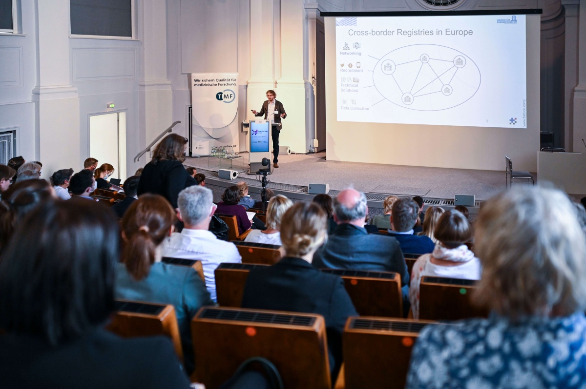 Prof. Dr. Holger Storf bei den Registertagen 2022