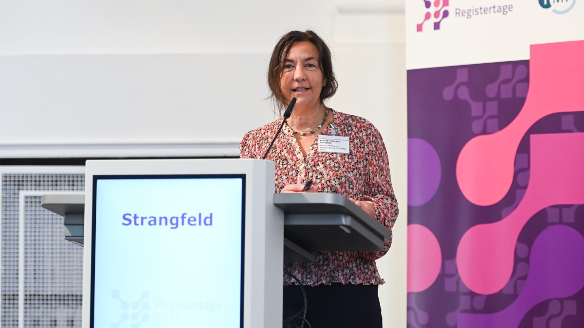 Prof. Dr. Anja Strangfeld Prof. Dr. Anja Strangfeld auf den Registertagen 2024