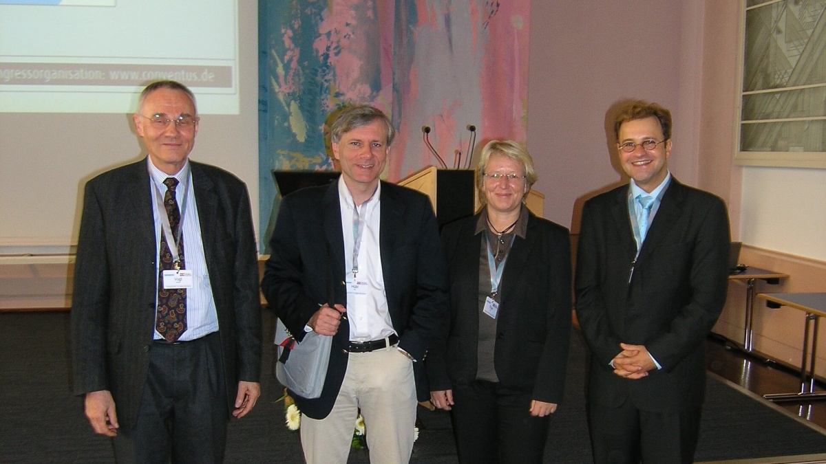 Vogt et al Vogt et al