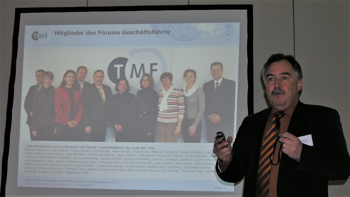 Dr. Thomas Weiß Dr. Thomas Weiß