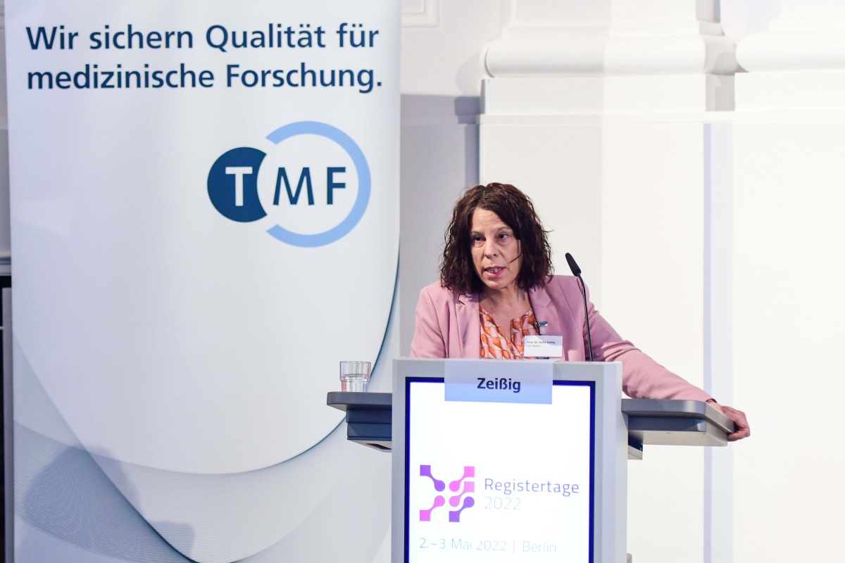 Prof. Dr. Sylke Zeißig Prof. Dr. Sylke Zeißig bei den Registertagen 2022