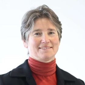 Dr. Gabriele Anton