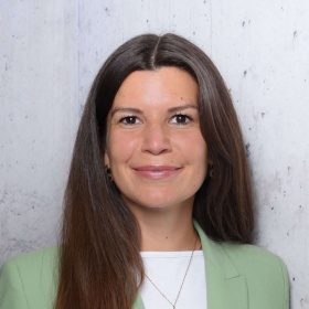 Dr. Lea Hachmeister
