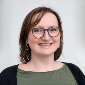 Dr. Melanie Zinkhan