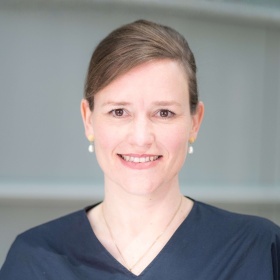 Dr. Mina Baumgarten