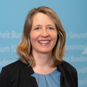Dr. Susanne Ozegowski