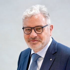 Prof. Dr. Thomas Schmitz-Rixen