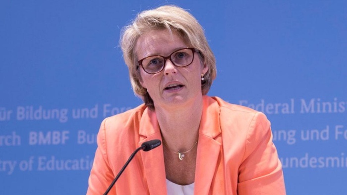 Anja Karliczek