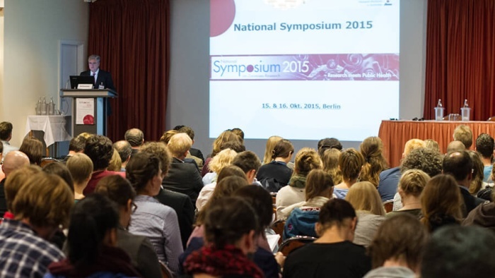 Das Publikum beim Zoonosensymposium 2015