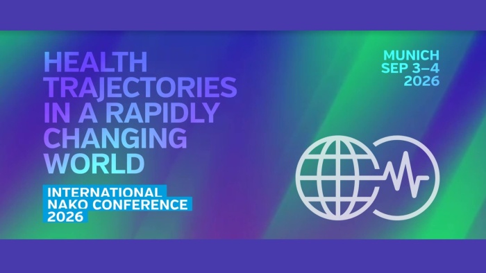 Banner zur International NAKO Conference 2026 mit dem Titel „Health Trajectories in a Rapidly Changing World“. Rechts oben steht „Munich Sep 3–4 2026“. Der Hintergrund zeigt einen Farbverlauf in Blau-, Grün- und Lilatönen. Rechts ist ein stilisiertes Logo mit Globus und Herzlinie (EKG) abgebildet.